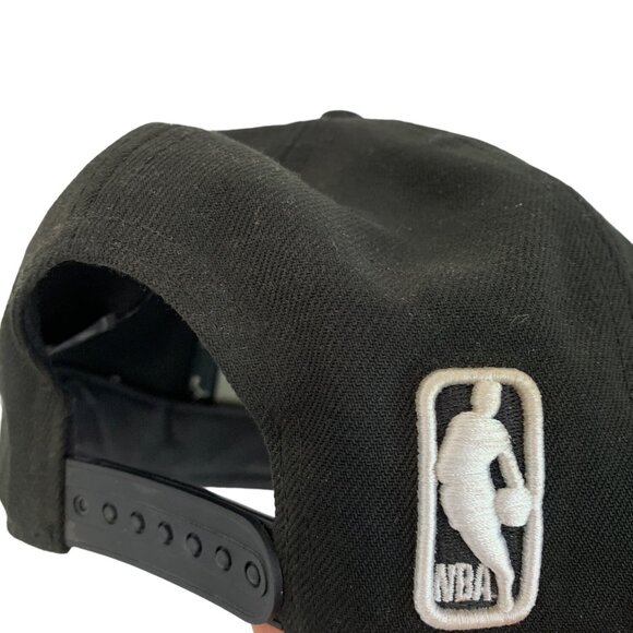 Mens NBA LA Lakers Black Cap New Era 9Fifty Snap Back OS NWT 7736 - Picture 2 of 7